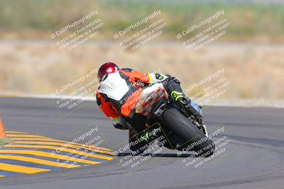 media/Oct-09-2022-SoCal Trackdays (Sun) [[95640aeeb6]]/Turn 14 Backside (1125am)/